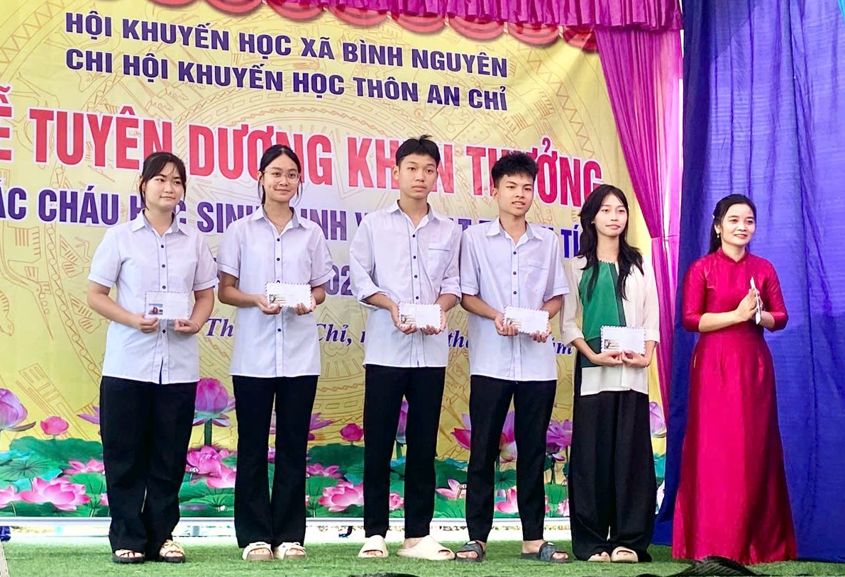 THÔN AN CHỈ PHÁT HUY TRUYỀN THỐNG HIẾU HỌC, ĐẨY MẠNH CÔNG TÁC KHUYẾN HỌC, KHUYẾN TÀI